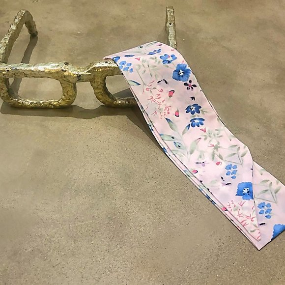 Free Give Away Sunflower Key Chain With Purchase Of Bag & Scarf! - Picture 13 of 15